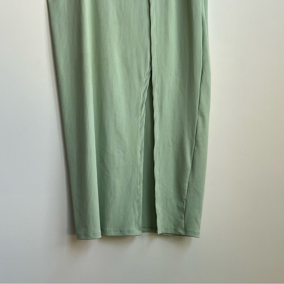 NWT Eloquii Women's Green Ribbed Slit Leg Pull On-Long Stretch Maxi Skirt 22-24 - Picture 6 of 13
